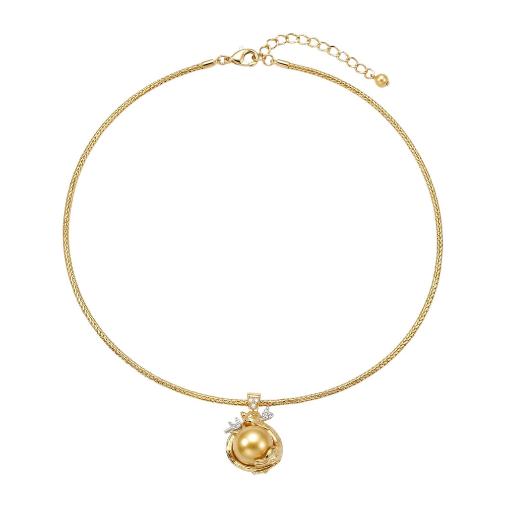 Bow Round Pendant Necklace